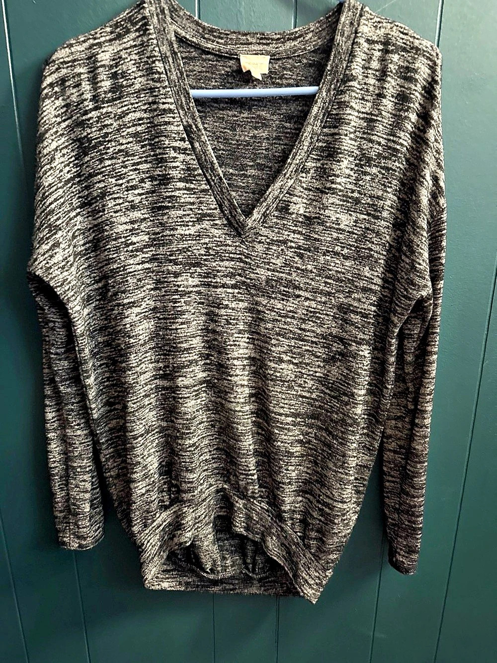 Wilfred Free Women's V-Neck Sweater in Black & Gray XXS Like New